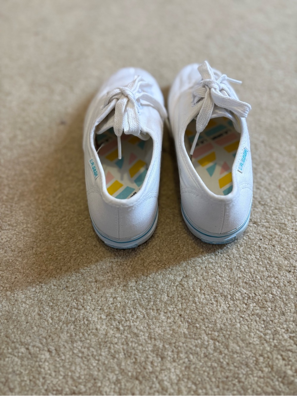 Vintage LA Gear white canvas sneakers - Picture 2 of 3